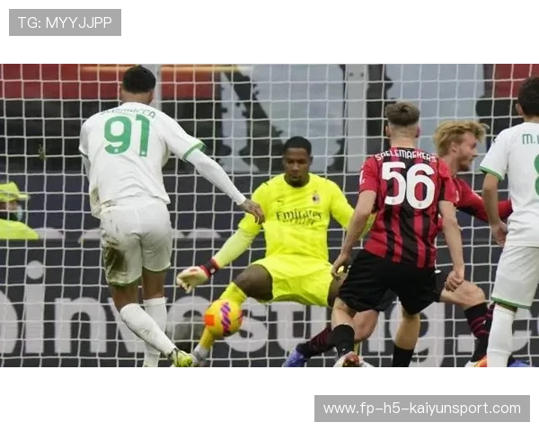 劳塔罗停球一扣摆脱后完成快速打门，国际米兰前场火力十足